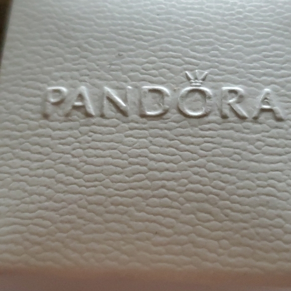 Pandora 925 14 k charm Cinderella coach - Picture 3 of 3